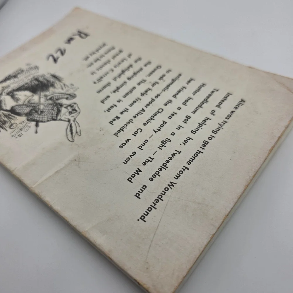 Alice in Wonderland Script Book Anne Coulter Martens‎ Paperback Pre-Owned AS IS